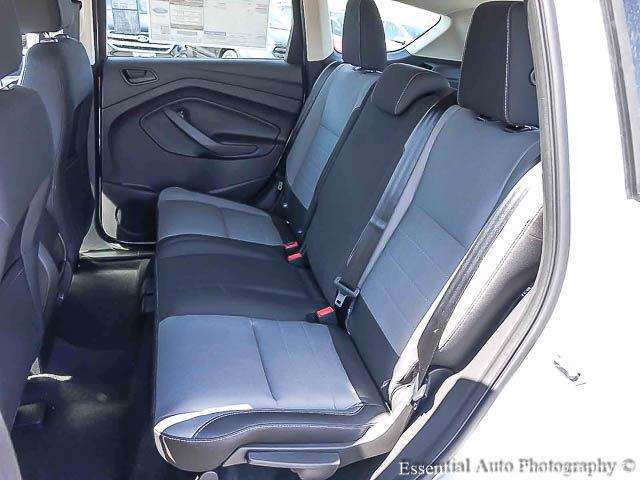 Ford Escape 2017 photo 10